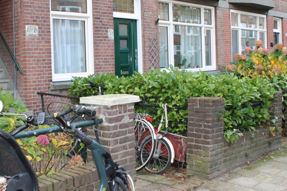 Stolpersteine Van Naeltwijckstraat 40 #4