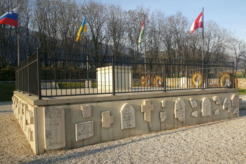 Oostenrijks-Hongaarse Oorlogsbegraafplaats Follina #1