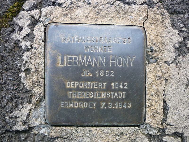 Stolperstein Rathausstrae 33 #1