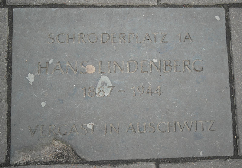 Memorial Stones Schrderplatz 1a #2