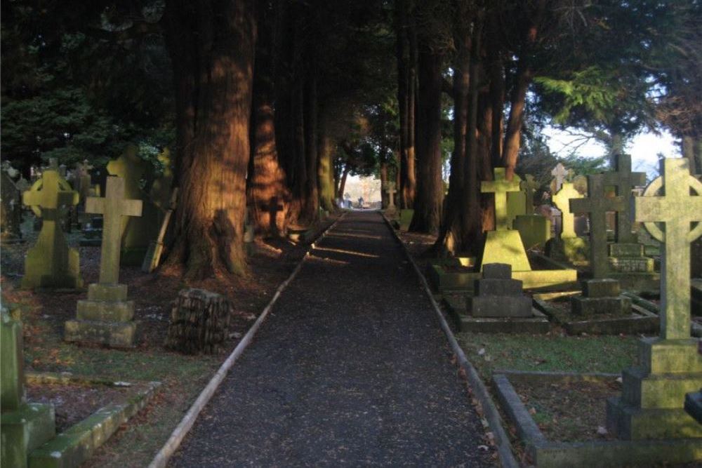 Oorlogsgraven van het Gemenebest St. Joseph Roman Catholic Churchyard #1