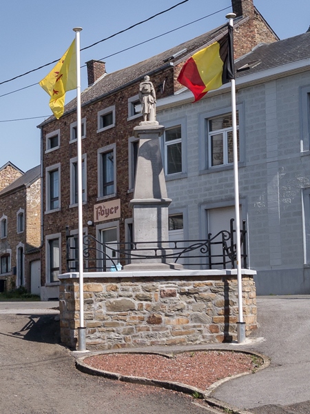 War Memorial Lesve