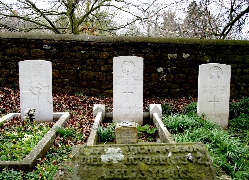 Oorlogsgraven van het Gemenebest St Peter ad Vincula Churchyard