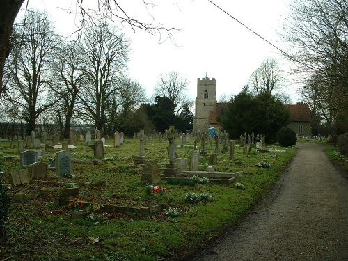 Commonwealth War Graves Holy Trinity Churchyard