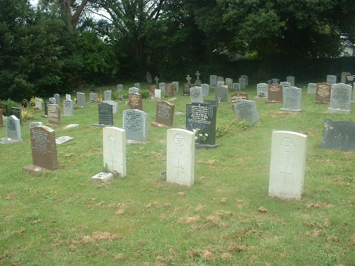 Commonwealth War Graves Kingsbridge Cemetery #1