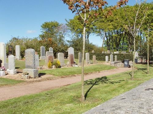 Commonwealth War Graves New Pitsligo Parish Churchyard