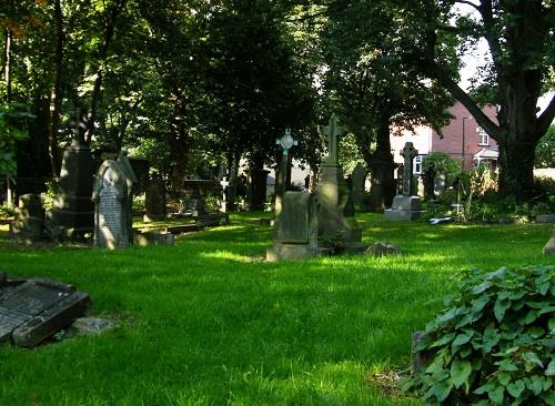 Commonwealth War Graves St. Stephen Churchyard #1