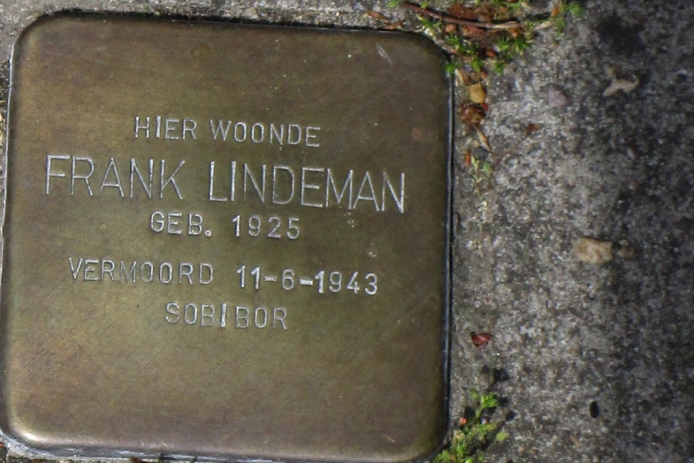 Stolpersteine Willem de Clercqstraat 33 #4