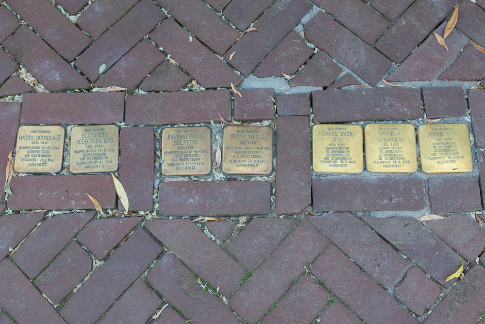 Stolpersteine Hofstraat 13