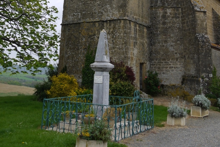 Oorlogsmonument Labjan #1