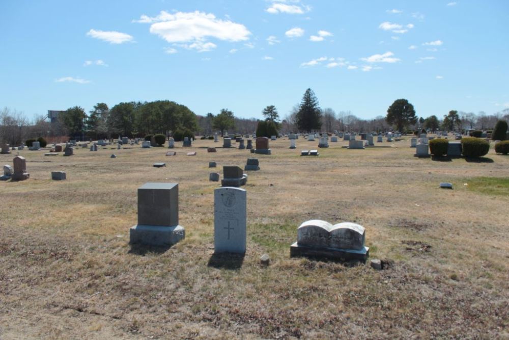 Commonwealth War Grave Forest City Cemetery #1