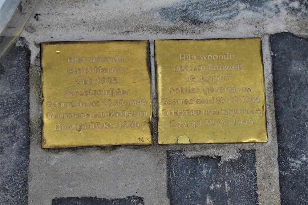 Stolpersteine Koninginnelaan 22