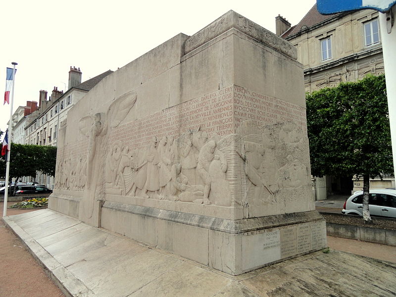 War Memorial Chalon-sur-Sane #1
