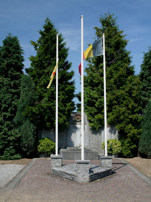 Oorlogsmonument Begraafplaats Jemeppe-sur-Sambre #2