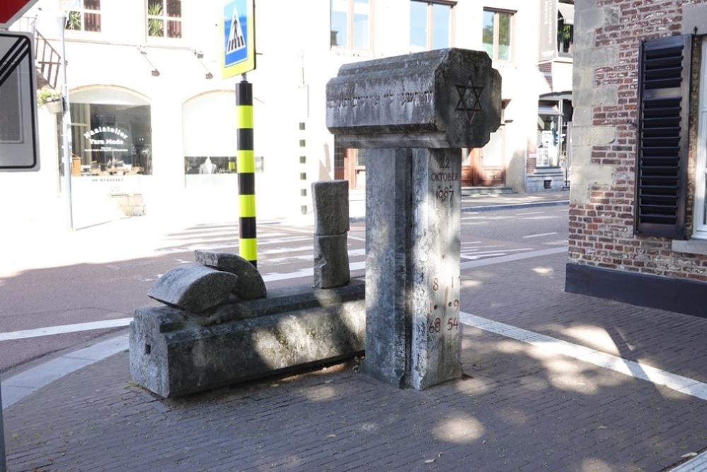 Jewish Memorial Beek #3