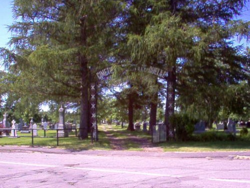 Oorlogsgraven van het Gemenebest Rivire-Ouelle Roman Catholic Cemetery