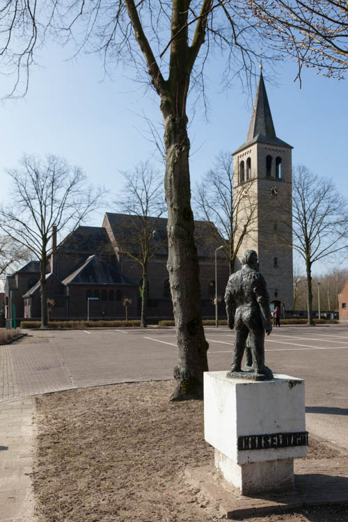 Oorlogsmonument Hunsel #4