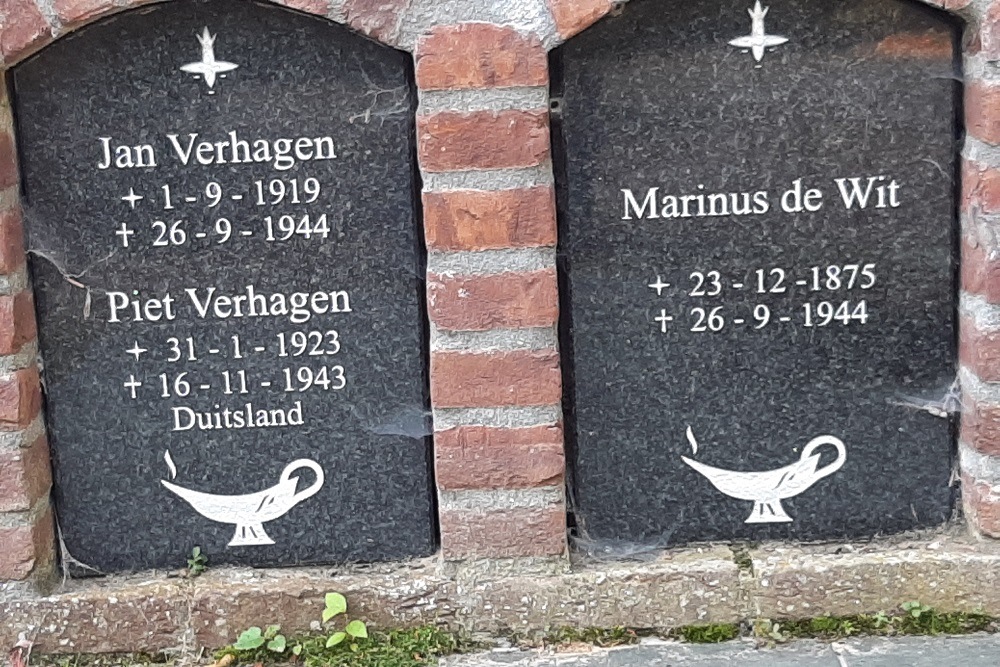 Nederlandse Oorlogsgraven Rooms Katholieke Begraafplaats Dinther #2