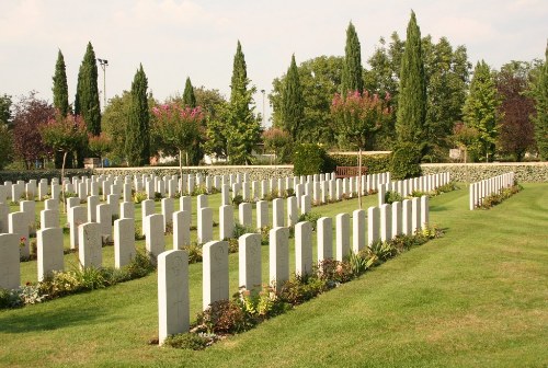 Commonwealth War Cemetery Tezze #1