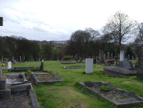 Commonwealth War Graves Kirkheaton Cemetery #1