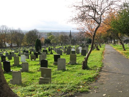 Commonwealth War Graves Heckmondwike Cemetery #1