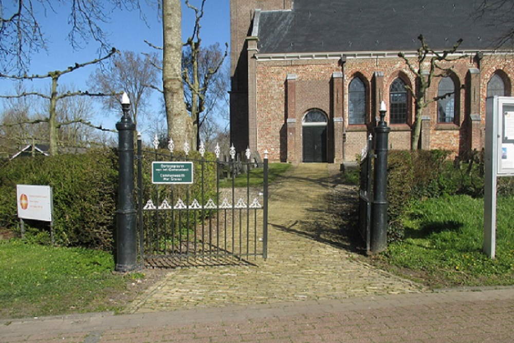 Nederlands Oorlogsgraf Protestants Kerkhof Ternaard #1