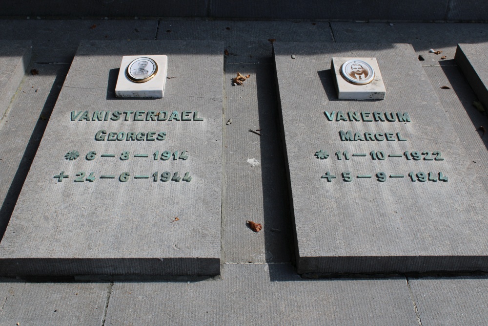 War Memorial Cemetery Herk-de-Stad #4