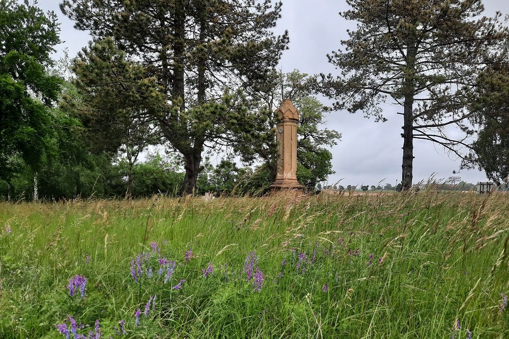 French-German Cemetery Rozrieulles #3