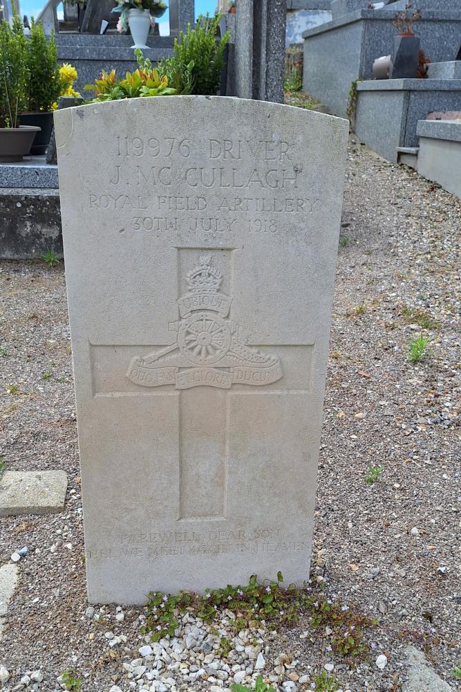 Commonwealth War Graves Argœuves #3