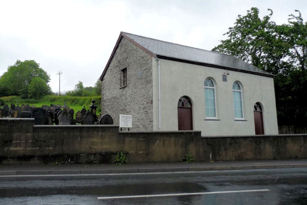 Oorlogsgraf van het Gemenebest Cribyn Unitarian Chapelyard