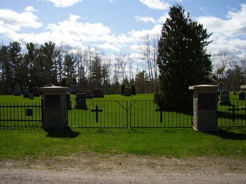 Oorlogsgraven van het Gemenebest St. Pius Parish Cemetery #1