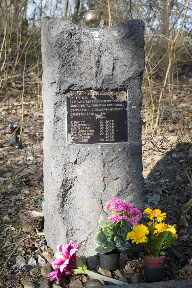 Crashlocatie en Monument Lancaster KB728 #3