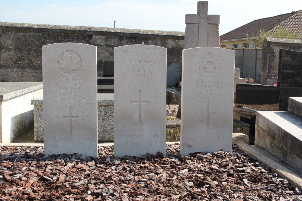 Commonwealth War Graves Ambleteuse #4