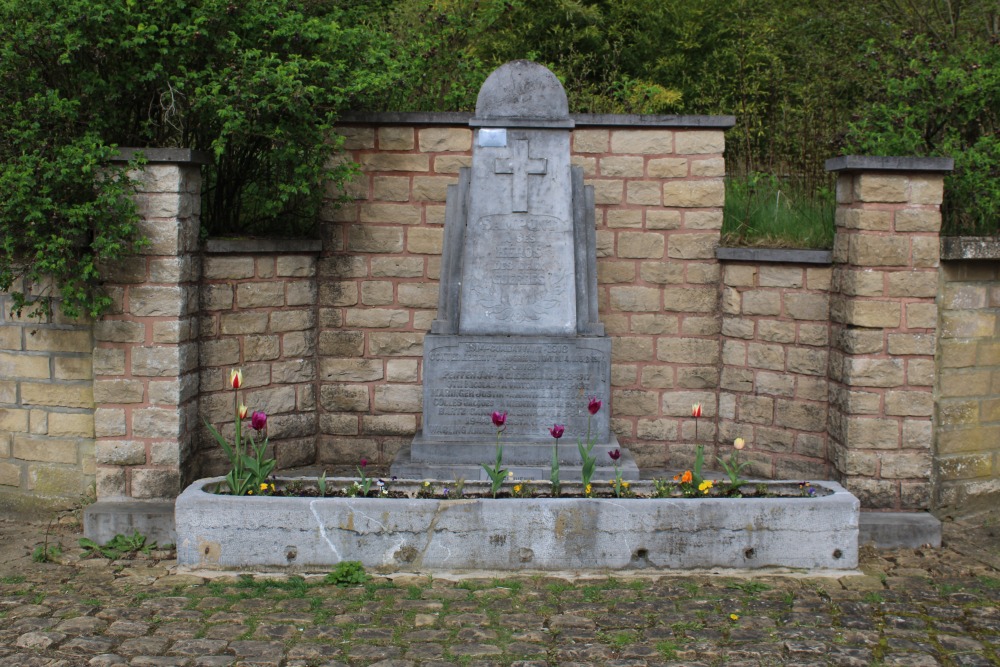 Oorlogsmonument Sampont #2