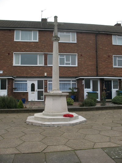 Oorlogsmonument St Peter Church #1