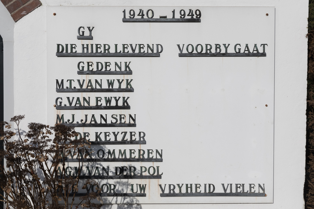 War Memorial Zoelen General Cemetery