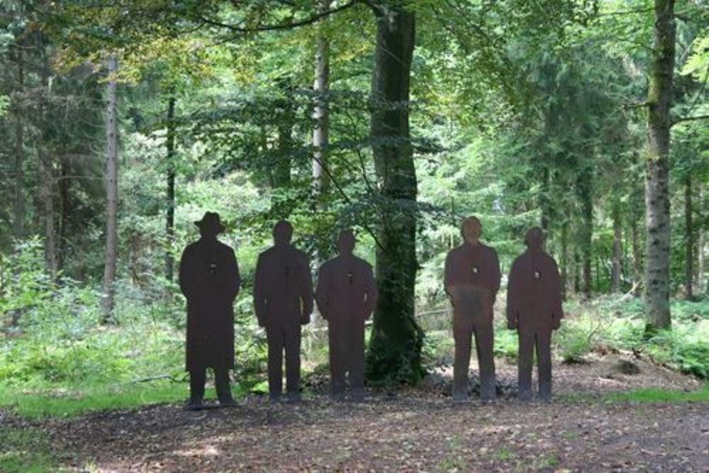 Executiemonument Spaarbankbos Fluitenberg #2