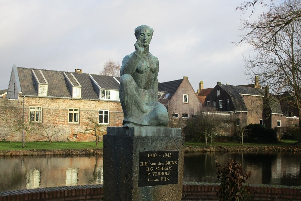 War Memorial Vianen