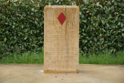 Monument 5th Infantry Division #2