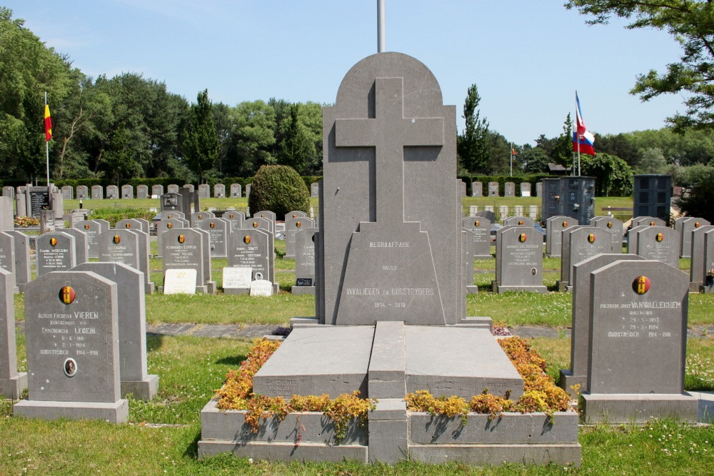 Belgian Graves Veterans De Panne #2