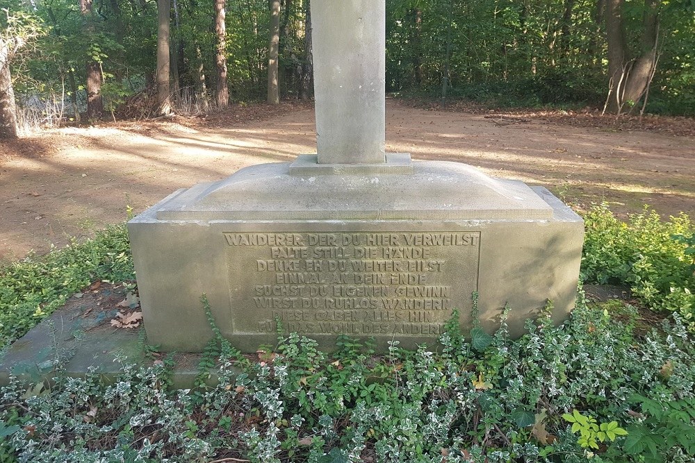War Memorial Gülzow #2