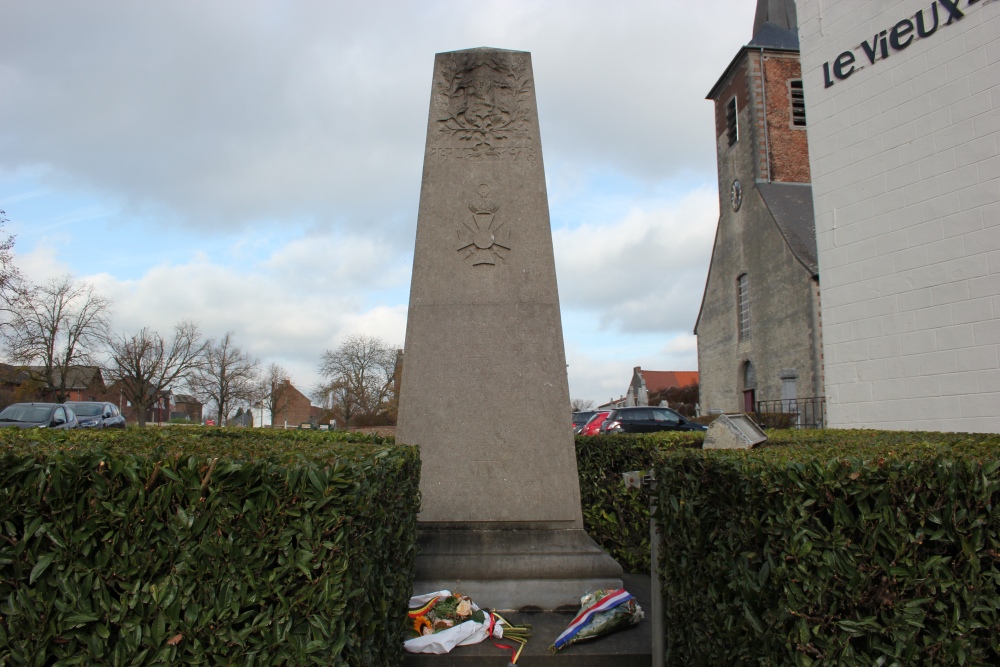 Oorlogsmonument Vieux-Genappe #2