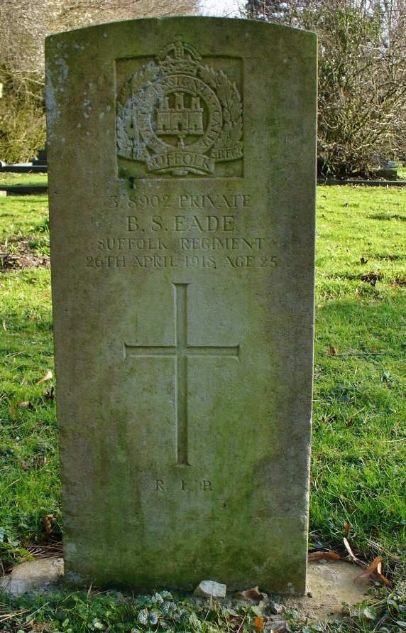Commonwealth War Grave Debenham Cemetery #1