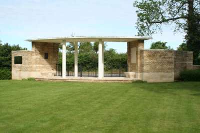 Commonwealth War Cemetery Cambes-en-Plaine #3