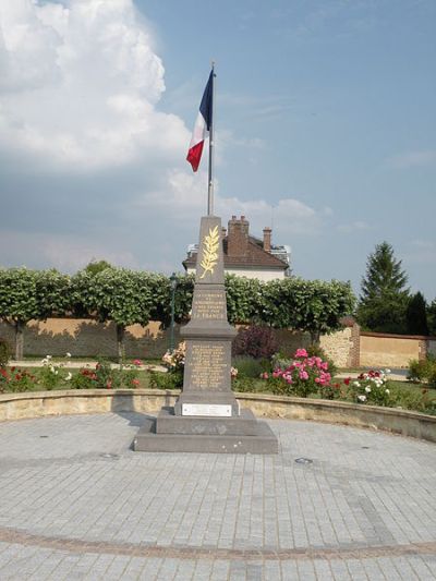 Oorlogsmonument Villeneuve-les-Sablons #1