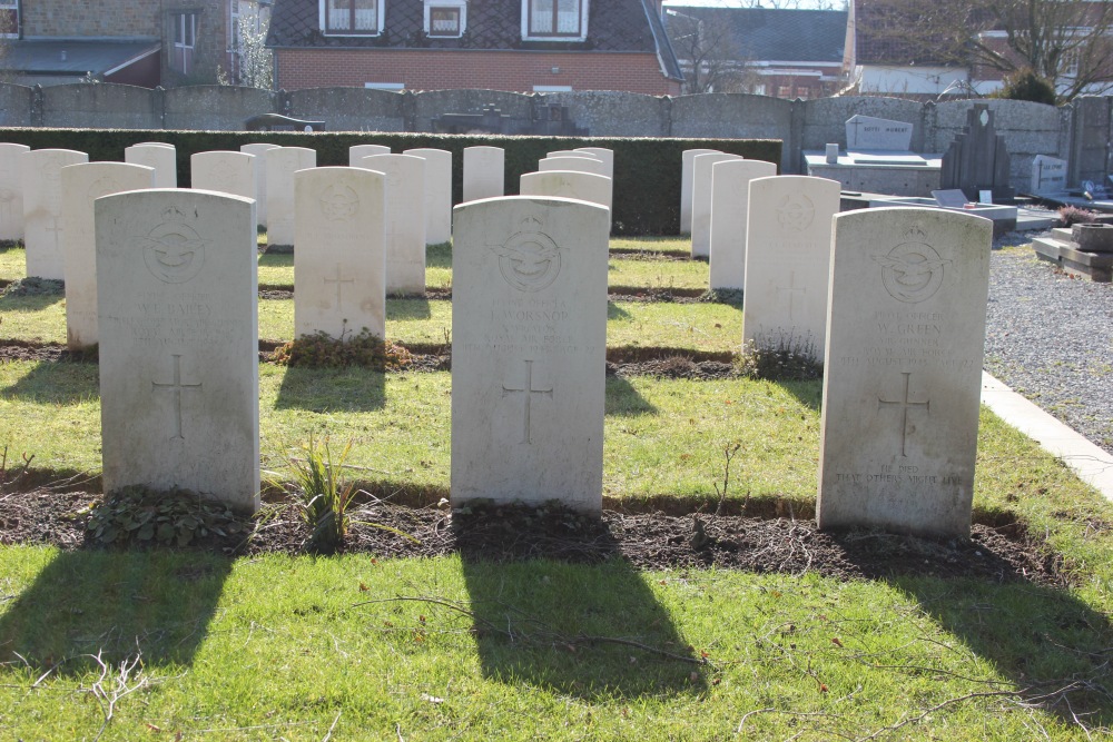 Commonwealth War Graves Florennes #5