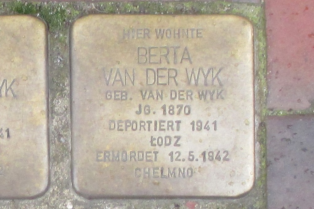 Stolpersteine Kranstrae 75 #3