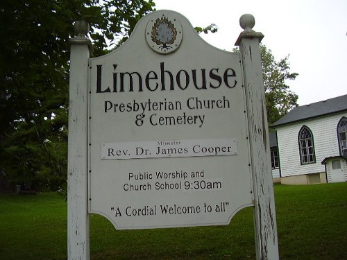 Commonwealth War Grave Knox Presbyterian Church Cemetery