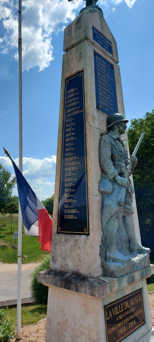 War Memorial Le Bugue #3