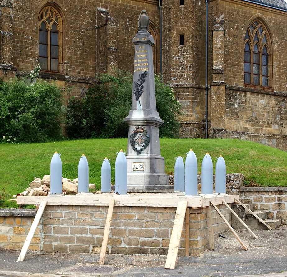 War Memorial Falaise